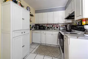 528 SW 5th Ave, Fort Lauderdale, FL 33315 - Photo 12