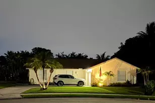 9774 Lancaster Pl, Boca Raton, FL 33434 - Photo 2