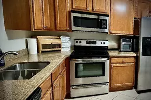 9774 Lancaster Pl, Boca Raton, FL 33434 - Photo 6