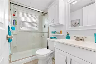 7807 Golf Cir Dr, Margate, FL 33063 - Photo 16