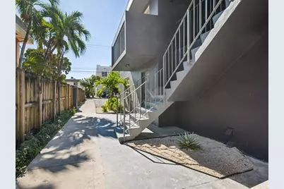 421 SW 9th St, Unit #3, Miami, FL 33130 - Photo 14