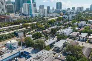 421 SW 9th St, Miami, FL 33130 - Photo 18