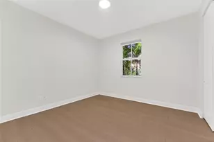 9810 S Miralago Way, Parkland, FL 33076 - Photo 16