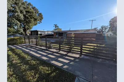 1716 SW 43rd Ave, Fort Lauderdale, FL 33317 - Photo 2