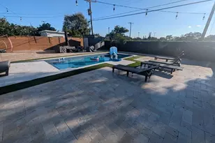 1716 SW 43rd Ave, Fort Lauderdale, FL 33317 - Photo 4