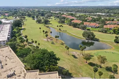 3960  Oaks Clubhouse Drive, Unit #502, Pompano Beach, FL 33069 - Photo 32