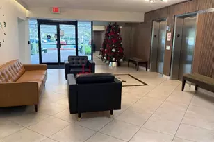 3960 Oaks Clubhouse Dr, Pompano Beach, FL 33069 - Photo 18