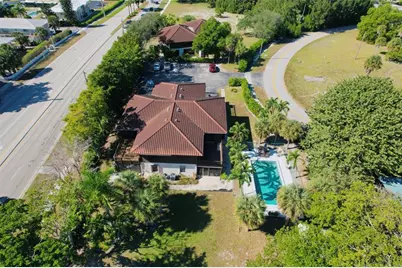 444  Pine Cir, Unit #4, Boca Raton, FL 33432 - Photo 1