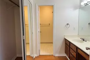 444 Pine Cir, Boca Raton, FL 33432 - Photo 32