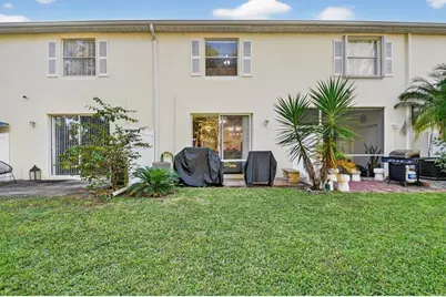 224  Foxtail Dr, Unit #D, Greenacres, FL 33415 - Photo 28