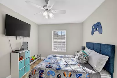 224  Foxtail Dr, Unit #D, Greenacres, FL 33415 - Photo 18