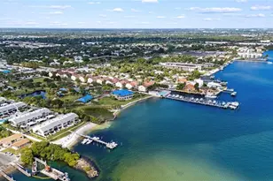 630 NE 20th Ln, Boynton Beach, FL 33435 - Photo 40