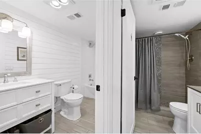 630 NE 20th Ln, Boynton Beach, FL 33435 - Photo 8