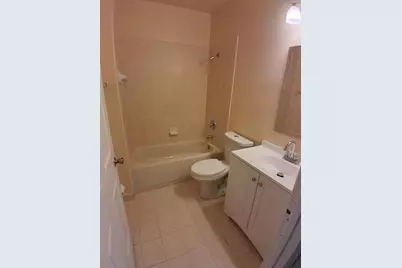 1425 SE 24th Ct, Homestead, FL 33035 - Photo 10