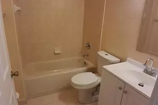 1425 SE 24th Ct, Homestead, FL 33035 - Photo 10