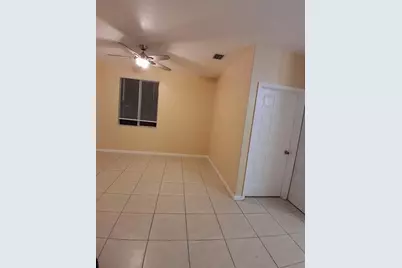 1425 SE 24th Ct, Homestead, FL 33035 - Photo 6