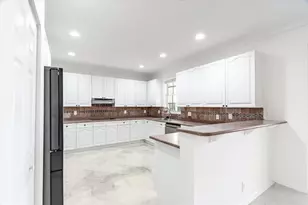 2543 Hunters Run Way, Weston, FL 33327 - Photo 16