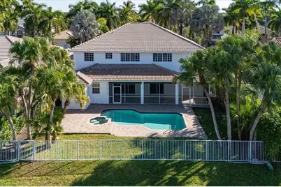 2543  Hunters Run Way, Weston, FL 33327 - Photo 8