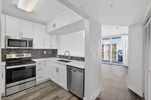 3020 NE 32nd Ave, Fort Lauderdale, FL 33308 - Photo 4