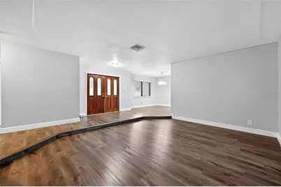 264 NW 79th Ave, Margate, FL 33063 - Photo 6