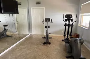 5861 N Plum Bay Pkwy, Tamarac, FL 33321 - Photo 12