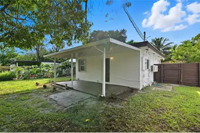 409 N 61st Ter, Hollywood, FL 33024 - Photo 8