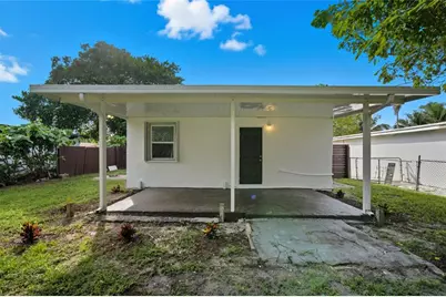 409 N 61st Ter, Hollywood, FL 33024 - Photo 4