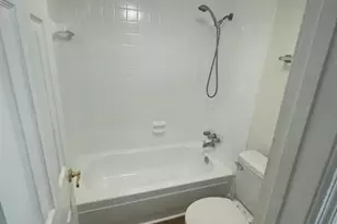 4344 NW 9th Ave, Pompano Beach, FL 33064 - Photo 12