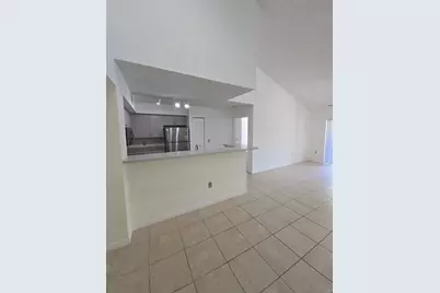 12172  Saint Andrews Pl, Unit #305, Miramar, FL 33025 - Photo 6