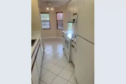 1100 SW 128th Ter, Unit #311 U, Pembroke Pines, FL 33027 - Photo 4