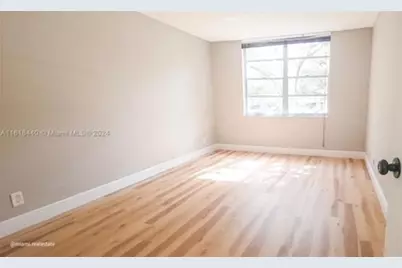 6500  Cypress Rd, Unit #211, Plantation, FL 33317 - Photo 4