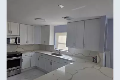 7925 SW 9th St, Unit #7925, North Lauderdale, FL 33068 - Photo 8