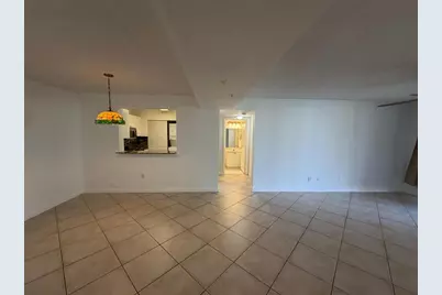 2731  Ocean Club Blvd, Unit #107, Hollywood, FL 33019 - Photo 2