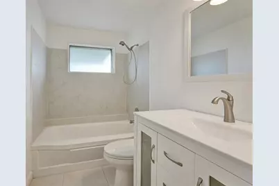 340 NW 25th Ct, Pompano Beach, FL 33064 - Photo 12