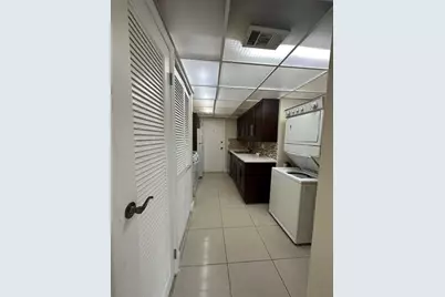 17911 NW 68 Ave, Unit #M209, Hialeah, FL 33015 - Photo 12