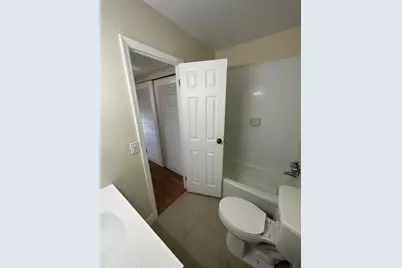 17911 NW 68 Ave, Unit #M209, Hialeah, FL 33015 - Photo 24