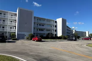 2007 Ellesmere A, Deerfield Beach, FL 33442 - Photo 2