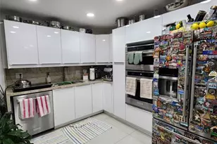 2500 Parkview Dr, Hallandale Beach, FL 33009 - Photo 4