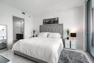 488 NE 18th St, Miami, FL 33132 - Photo 22