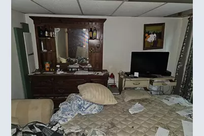 13025 NW 1st Ct, Miami, FL 33168 - Photo 14