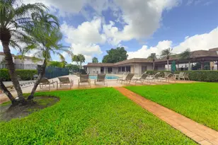 2451 SW 82nd Ave, Davie, FL 33324 - Photo 18