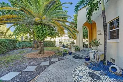 2000  Jackson St, Hollywood, FL 33020 - Photo 4