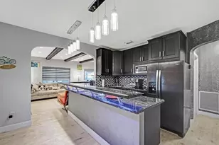 2000 Jackson St, Hollywood, FL 33020 - Photo 26