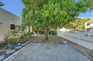 2000 Jackson St, Hollywood, FL 33020 - Photo 8