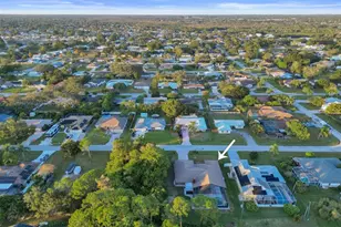 750 SE Cavern Ave, Port Saint Lucie, FL 34983 - Photo 4