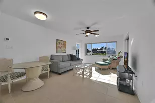 1315 Bayshore Dr, Fort Pierce, FL 34949 - Photo 2