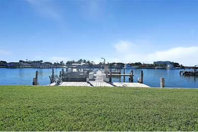 1315  Bayshore Dr, Unit #102, Fort Pierce, FL 34949 - Photo 16