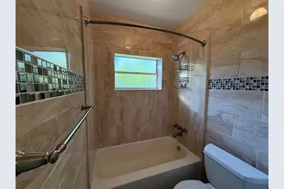 1640 NE 4th Pl, Fort Lauderdale, FL 33301 - Photo 8