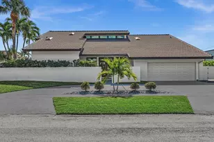 2740 NE 47th St, Lighthouse Point, FL 33064 - Photo 2