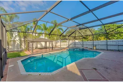 19431 SW 2nd St, Pembroke Pines, FL 33029 - Photo 24